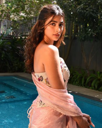 Pooja hegde (7)