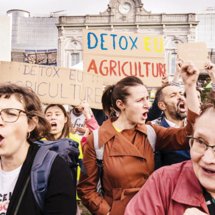 Pesticiden_Protest_07_DSC08292_KristofVadino-900x900