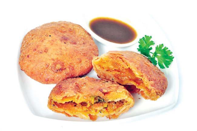 Pyaj-Kachori