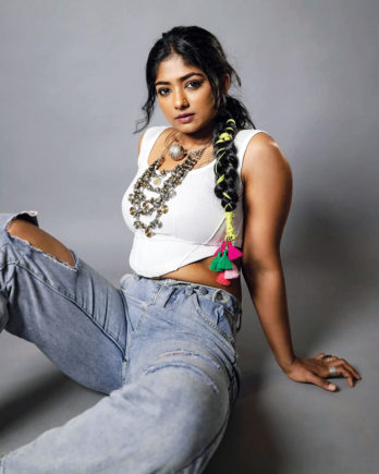 Bhoomi-shetty-(1)