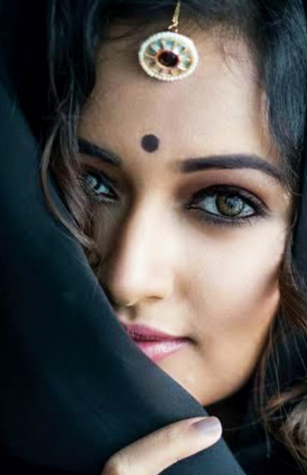 Shanvi-Srivastava