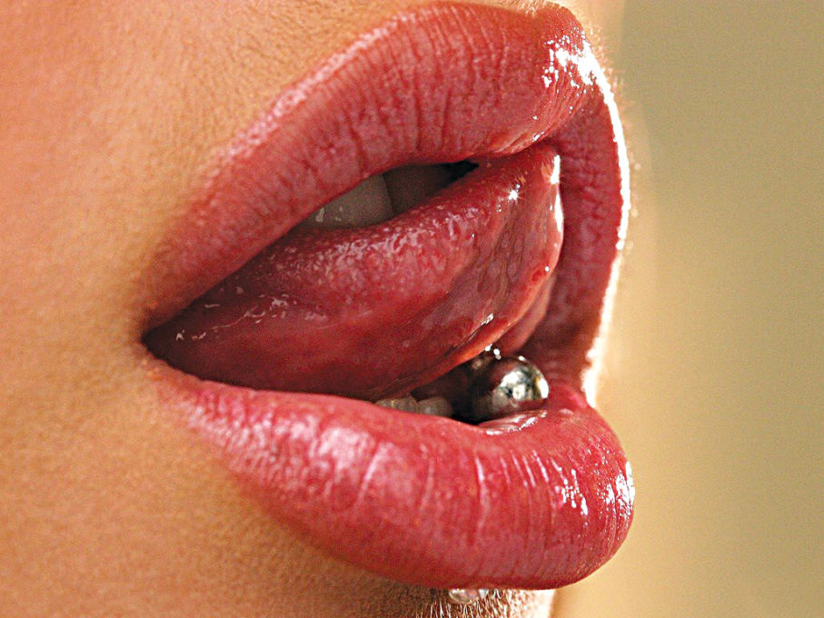 Jewelry-Piercing-Lips-1024X768