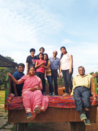 ನಗರದಿಂದ ದೂರ ಹಸಿರಿಗೆ ಹತ್ತಿರ ತ್ರಿನಾರಿಯರ ಯಶೋಗಾಥೆ