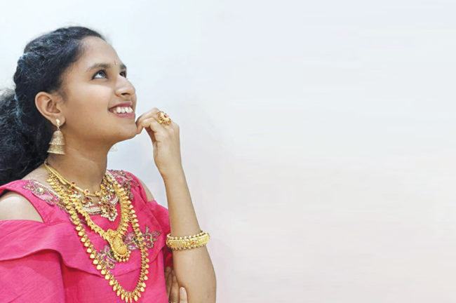 ಚಿನ್ನ ನೀನೆಷ್ಟು ಚೆನ್ನ!