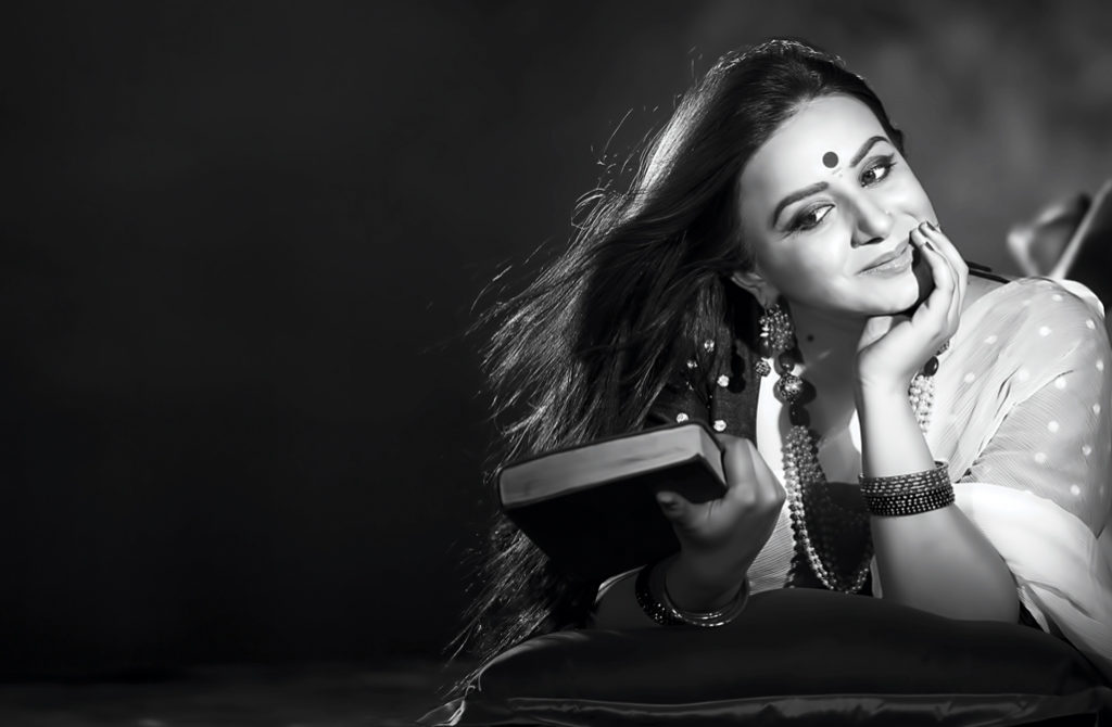 Abhinetri-Still---05