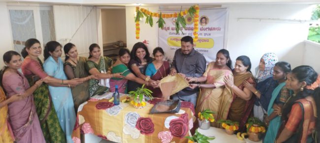 ಮಹಿಳೆಯರಿಂದಲೇ ಜಾನಪದ ಇಂದಿಗೂ ಜೀವಂತ