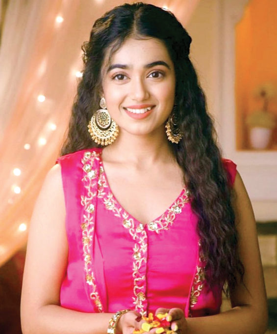 Neeharika-Roy-2 (1)