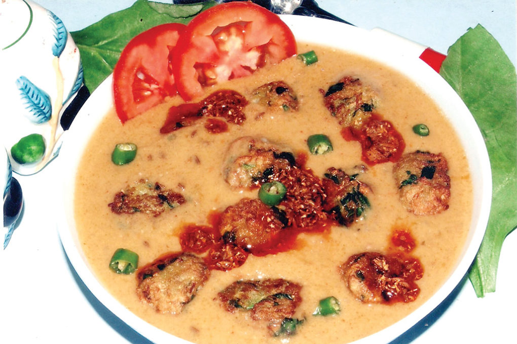 Palak-Kofte-In-Tomato-Grevy
