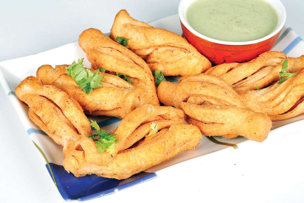 Chatpate-Maida-Karele