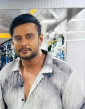 ನ್ಯೂ ಲುಕ್ಕಲ್ಲಿ ದರ್ಶನ್.. ವೈರಲ್ ಆಯ್ತು ಫೋಟೋ….