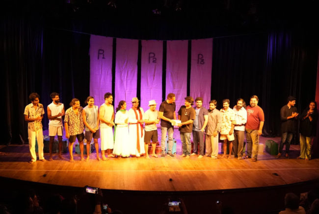 ‘ನಿರ್ದಿಗಂತದ ಹರ್ಷ, ಎರಡನೇ ವರ್ಷ’ ಕಾರ್ಯಕ್ರಮ ಸಹೃದಯರಿಗೆ ನಾಟಕ, ಸಂಗೀತ, ಹಾಡುಗಳ ಹೂರಣವಾಗಿತ್ತು. …  ಜಾಗೀರ್ದಾರ್*