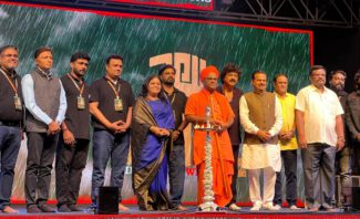 ಎಲ್ಟು ಮುತ್ತಾ’ ಚಿತ್ರ ಸಹ ದೇಶದ, ಪರಪಂಚದ ಉದ್ಧಗಲಕ್ಕೂ ಹೆಸರು ಮಾಡಲಿ .. ಸಂಗೀತಾ ಕಟ್ಟಿ  ಸಂಗೀತ ಕ್ಷೇತ್ರದಲ್ಲಿ 50 ವರ್ಷ ಪೂರೈಸಿದ ಸಂಗೀತಾ ಕಟ್ಟಿ ಅವರಿಗೆ ‘ಎಲ್ಟು ಮುತ್ತಾ’ ಚಿತ್ರತಂಡದ ಸನ್ಮಾನ