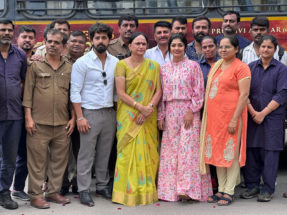 ಕೊತ್ತಲವಾಡಿ ಚಿತ್ರದ ಪ್ರಚಾರಕ್ಕೆ ಜೊತೆ ನಿಂತ BMTC ಸಿಬ್ಬಂದಿ ….