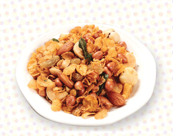 ಹಬ್ಬದ ಸಡಗರ ಸಂಭ್ರಮಕ್ಕಾಗಿ ವಿಶಿಷ್ಟ ರುಚಿಕರ ವ್ಯಂಜನಗಳು  ಸ್ಪೈಸಿ ಮಿಕ್ಸ್ ಚರ್