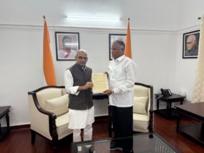 ಕೇಂದ್ರ ರೈಲ್ವೆ ಸಚಿವರನ್ನು ಭೇಟಿಯಾದ ಡಾ.ಶರಣಪ್ರಕಾಶ ಪಾಟೀಲ