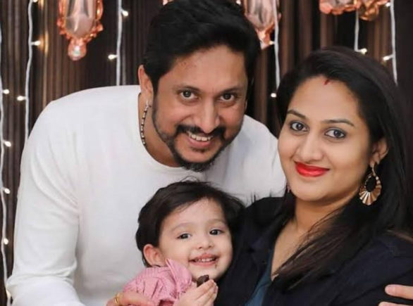 ಅಜೇಯ್ ರಾವ್ ದಾಂಪತ್ಯ ಜೀವನದಲ್ಲಿ ಬಿರುಗಾಳಿ ಎಂಬ ಸುದ್ದಿಗೆ,  ಫ್ಯಾಮಿಲಿ ಮ್ಯಾಟರ್  ಖಾಸಗಿಯಾಗಿರಲಿ..ಎಂದು ವಿನಂತಿಸಿ ಕೊಂಡಿದ್ದಾರೆ ಅಜೇಯ್…..