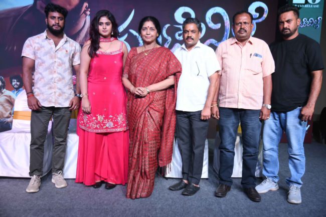 ‘ದಕ್ಷಯಜ್ಞ’ ‘ತರ್ಲೆ ವಿಲೇಜ್‌’ ಖ್ಯಾತಿಯನಿರ್ದೇಶಕರಿಂದ ಇನ್ನೊಂದು ಗ್ರಾಮೀಣ ಕಥೆ *ಕುಂಟೆಬಿಲ್ಲೆ* ” *ಸೆಪ್ಟೆಂಬರ್ 26ಕ್ಕೆ ತೆರೆಗೆ*