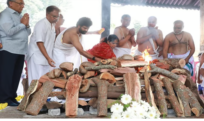 ಸಾಹಿತಿ ಎಸ್‌.ಎಲ್‌ ಭೈರಪ್ಪ ಪಂಚಭೂತಗಳಲ್ಲಿ ಲೀನ