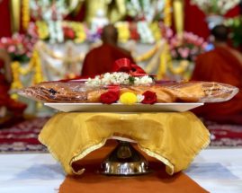 ಕಠಿಣ ಚೀವರ ದಾನೋತ್ಸವ