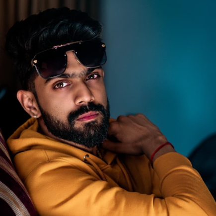 ನೀ ನಂಗೆ ಅಲ್ಲವಾ ಅಂತ ಚಂದನವನಕ್ಕೆ ರಾಹುಲ್ ಎಂಟ್ರಿ, ಸುರಮ್ ಮೂವಿ ಬ್ಯಾನರ್ ನಿಂದ ನೀ ನಂಗೆ ಅಲ್ಲವಾ ಹೊಸ ಪ್ರಾಜೆಕ್ಟ್