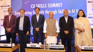 ಕೌಶ್ಯಲ ತರಬೇತಿ ಕೇಂದ್ರ ಆರಂಭಿಸುವವರಿಗೆ ಅಗತ್ಯ ಭೂ ಮಂಜೂರು