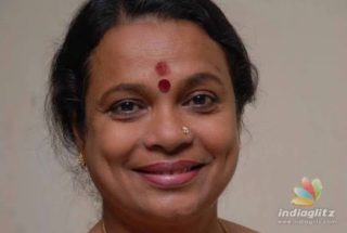 ಹಿರಿಯ ನಟಿ ಉಮಾಶ್ರೀಗೆ ಶ್ರೀ ಶಿವಕುಮಾರ ಪ್ರಶಸ್ತಿ
