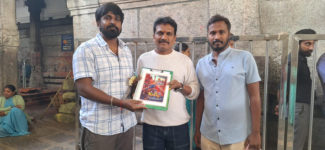 ಮೈಸೂರಿನ ಚಾಮುಂಡಿ ಬೆಟ್ಟದ ಚಾಮುಂಡೇಶ್ವರಿ ತಾಯಿಯ ಸನ್ನಿಧಿಯಲ್ಲಿ ನೆರವೇರಿತು “ಜುಮ್ಕಿ” ಚಿತ್ರದ ಸ್ಕ್ರಿಪ್ಟ್ ಪೂಜೆ…..