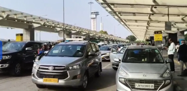 ಬೆಂಗಳೂರಲ್ಲಿ ಕಟ್ಟೆಚ್ಚರ: ಏರ್​ಪೋರ್ಟ್​, ರೈಲು ನಿಲ್ದಾಣಗಳಲ್ಲಿ ಹೈ ಅಲರ್ಟ್​