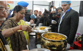 ಇಂದಿರಾ ಕ್ಯಾಂಟೀನ್ ನಂತೆ ದೆಹಲಿಯಲ್ಲಿ 100 ‘ಅಟಲ್ ಕ್ಯಾಂಟೀನ್’