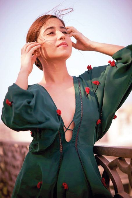 Mardo-Ki-Duniya-Me-Golu-ka-Jalwa