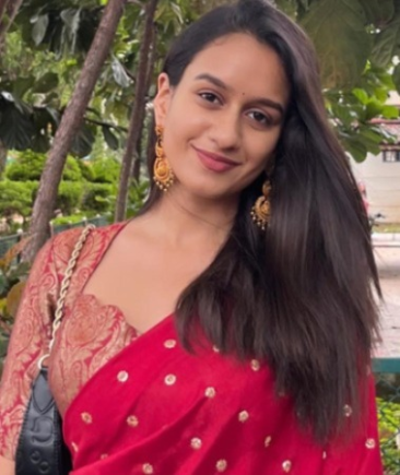 ಪ್ರೇಮಿಯಿಂದ ದೈಹಿಕ ಸಂಪರ್ಕ ಒತ್ತಡ: “ನಟಿ ಆಶಿಕಾ ರಂಗನಾಥ್” ಮಾವನ ಮಗಳು ಆತ್ಮಹತ್ಯೆ!