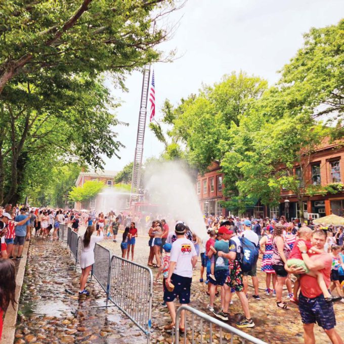nantucket-s-annual-july-4th-wat