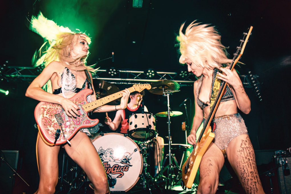 the-soapgirls-live-onstage