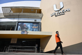 ಶೀಘ್ರವೇ ಇತಿಹಾಸದ ಪುಟ ಸೇರುತ್ತಿದೆ ಊರ್ವಶಿ ಥಿಯೇಟರ್ !