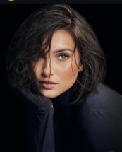 ಟಾಕ್ಸಿಕ್ ಚಿತ್ರದಲ್ಲಿ ರೆಬಕಾ ಆಗಿ ಬಂದ ತಾರಾ ಸುತಾರಿಯಾ.