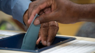 ಬ್ಯಾಲೆಟ್ ಪೇಪರ್‌ನಲ್ಲೇ ಸ್ಥಳೀಯ ಸಂಸ್ಥೆಗಳ ಚುನಾವಣೆ