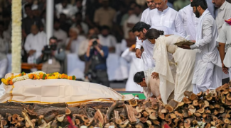 ಅಜಿತ್ ಪವಾರ್ ಪಂಚಭೂತಗಳಲ್ಲಿ ಲೀನ