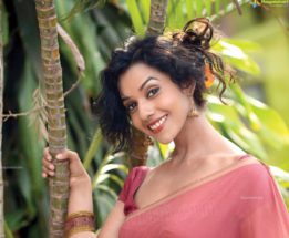 “ಮೊಬೈಲ್ ಮೆಸೇಜುಗಳಿಂದ ಹಬ್ಬದ ಆಚರಣೆ ಒಲ್ಲೆ!”