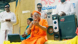 ವಕ್ರತುಂಡ’ದಲ್ಲಿ ಅಂಧ ಗಾಯಕನಾಗಿ ದಿ.ಉಮೇಶಣ್ಣ – ಇಂದು ‘ಅಂದ ನೋಡಿರಣ್ಣ’ ಸಾಂಗ್ ರಿಲೀಸ್!