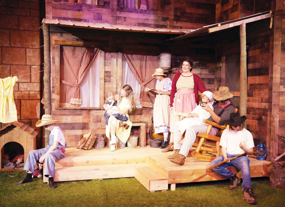 henderson-family-on-porch