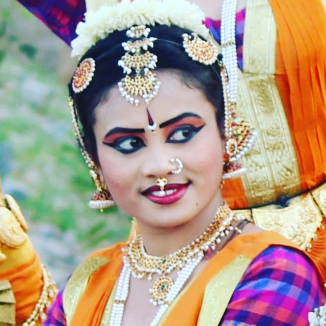 ಪ್ರತಿಭಾವಂತ ಭರತನಾಟ್ಯ ಕಲಾವಿದೆ ವಿದುಷಿ ಹರ್ಷಿತಾ