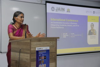 “AI ವಿಚಾರಗಳನ್ನು ನೀಡುತ್ತದೆ, ಸ್ಥಿರತೆಯು ಮಾನವೀಯತೆಯನ್ನು ಕಲಿಸುತ್ತದೆ, ಮತ್ತು ಇವೆರಡೂ ಸೇರಿ ವ್ಯವಹಾರವನ್ನು ಉಳಿಸುತ್ತವೆ”