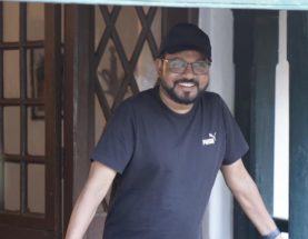 ವಿಂಗ್ಸ್‌ಪ್ಯಾನ್ ಮೋಷನ್ ಪಿಕ್ಚರ್ಸ್ LLP ನಿರ್ಮಾಣದ “ಎರೆಯ”    ಚಕ್ರವರ್ತಿ ಇಮ್ಮಡಿ ಪುಲಕೇಶಿಯ ಜೀವನ ಹಾಗೂ ಪರಂಪರೆ ಆಧರಿಸಿದ ಈ ಸಿನಿಮಾಕ್ಕೆ ಕೆ.ಎಂ.ಚೈತನ್ಯ ನಿರ್ದೇಶನ…