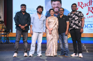 *ತುಮಕೂರಿನಲ್ಲಿ ಅದ್ದೂರಿ ಬಿಡುಗಡೆಯಾಯಿತು ಗೋಲ್ಡನ್ ಮೆಗಾ ಸ್ಟಾರ್ ಗಣೇಶ್ ಅಭಿನಯದ “ಬೃಂದಾವಿಹಾರಿ” ಚಿತ್ರದ “ರಾಧಾ ರಾಧಾ” ಹಾಡು…..
