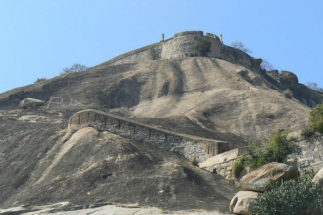ಮಧುಗಿರಿ ಏಕಶಿಲಾ ಬೆಟ್ಟ
