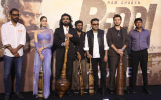 *ಪೆದ್ದಿ ಟ್ರೇಲರ್ ರಿಲೀಸ್…ಅಥ್ಲೇಟರ್ ಆಗಿ ಅಬ್ಬರಿಸಿದ ರಾಮ್ ಚರಣ್….