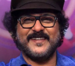 ಕನಸುಗಾರ, ಕ್ರೇಜಿ ಸ್ಟಾರ್ ವಿ. ರವಿಚಂದ್ರನ್