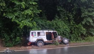 ಯಲ್ಲಾಪುರದ ಅರಬೈಲ್ ಘಾಟ್ ಬಳಿ ಲಾರಿ-ಕ್ರೂಸರ್ ನಡುವೆ ಅಪಘಾತ: 6 ಮಂದಿ ಸಾವು