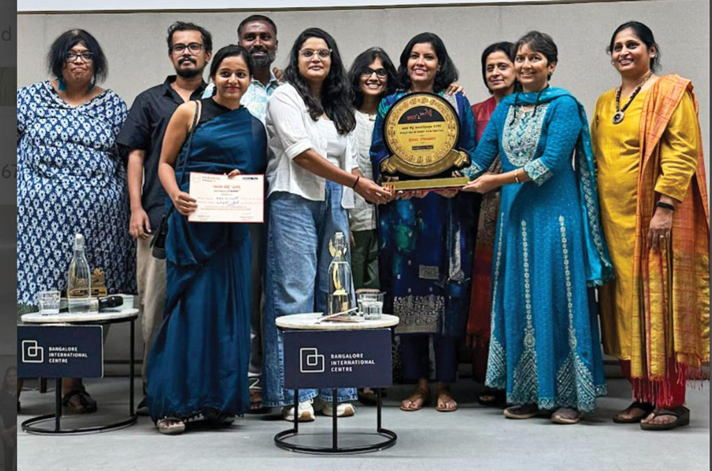 Film-Festival-2025---Giving-first-prize