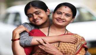 ಬೆಳ್ಳಿತೆರೆಯಲ್ಲಿ ನಾಯಕಿಯಾಗಲು ಹೊರಟ ಯುವತಿಯ ಕಥೆ “ದೇವಿ’’… ಈ ವಾರ ತೆರೆಗೆ